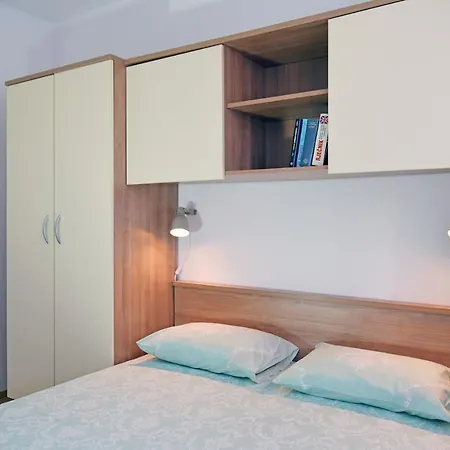 Green Apartment Split